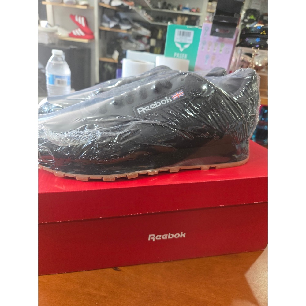 Reebok Classic Leather Black Gum Sneakers 100008493 Mens 8.5 Womens 10